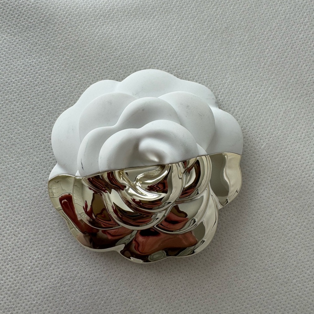 Chanel Silver and White Camilla